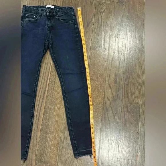 Zara Jeans - Picture 5 of 7